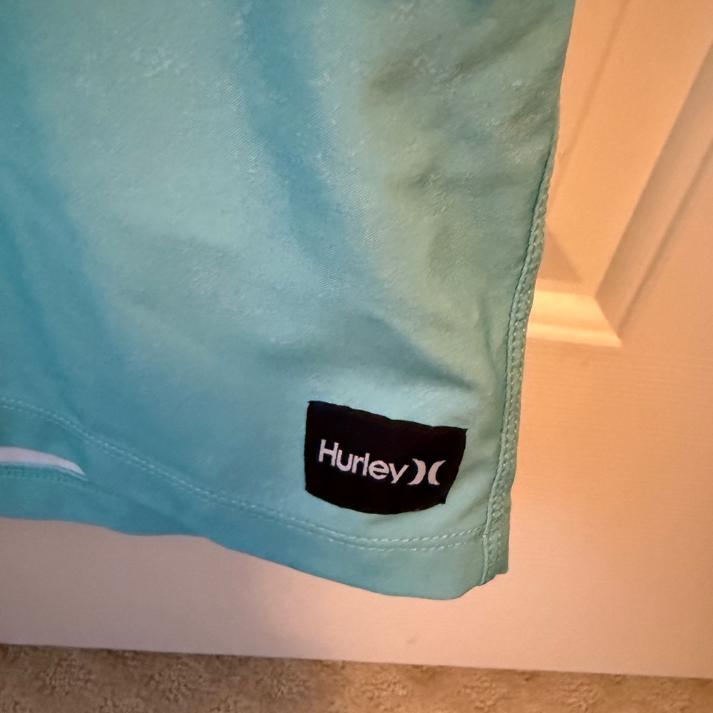 Men’s Hurley Swim Trunks - Picture 3 of 5